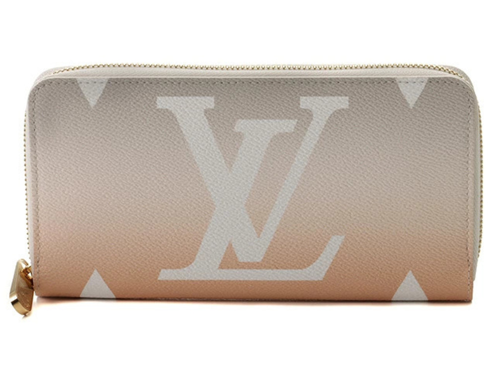 LOUIS VUITTON Zippy Wallet Monogram Giant Blume By the Pool